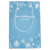 Sac Cadeau Moyen Winter Wonderland Blue Snowflake Birthday (Devant)