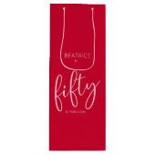 Sac Cadeau Pour Bouteille 50 et fabuleux Anniversaire moderne Script rouge (Devant)