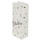 Sac Cadeau Pour Bouteille Élégant Script Police + Coeurs Saint-Valentin (Devant Angle)