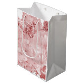 Sac cadeau rose pâle à fleurs moyennes (Devant Angle)