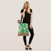 Sac de plage Hawaiian Camo Monogram (Sur le modèle)