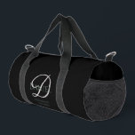 Sac De Sport monogramme noir<br><div class="desc">Entrez dans le royaume de l'élégance personnalisée avec notre sac à dos pour imprimer, couper et coudre, un accessoire intemporel qui célèbre la joie et la signification des mariages. Imaginez une toile ornée d'un corps noir, dégageant un sentiment de tranquillité et de sophistication. Ce sac à dos n'est pas seulement...</div>