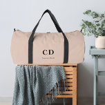 Sac De Sport Nom initial du monogramme beige<br><div class="desc">Arrière - plan beige,  texte noir. Personnalisez et ajoutez vos initiales monographiques et votre nom complet.</div>