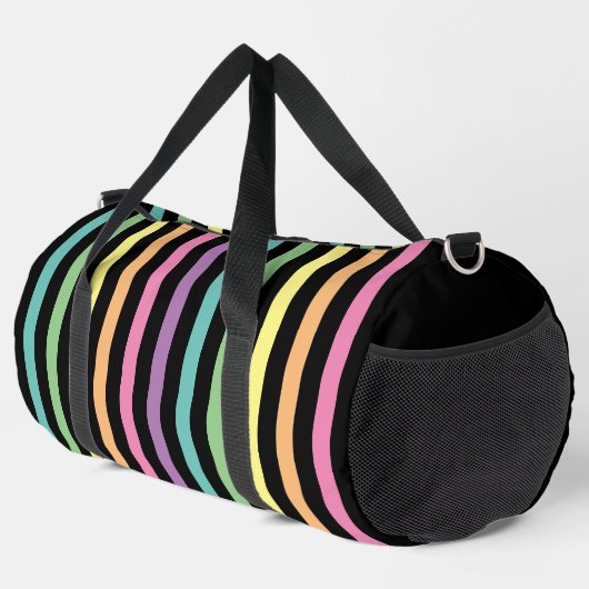 Sac De Sport Pastel Rainbow Stripes Motif sur Noir (Coin droit)