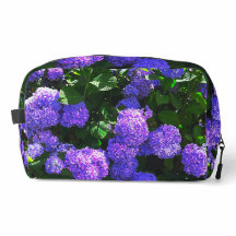 Sac de toilette classique violet réaliste Hydrange