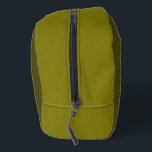 Sac de toilette vert Jungle à deux tons<br><div class="desc">Print Cut Sew Toiletry Bag Que vous alliez à la salle de sport ou que vous fassiez un voyage de week-end, gardez vos articles de toilette organisés sans sacrifier votre style personnel avec notre kit Dopp Ce sac de voyage emblématique est en tissu robuste en polyester avec fermeture éclair, assurant...</div>