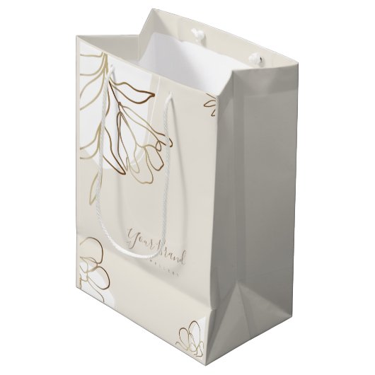 Sac en papier moyen personnalisé Design élégant (Devant Angle)