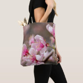 Sac fourre-tout à fleurs de cerisier de style (De près)