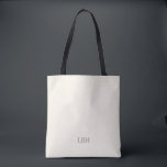 Sac fourre-tout à monogramme minimaliste pour demo<br><div class="desc">Un cadeau qu'elles transporteront partout— littéralement. Ce sac fourre-tout ivoire avec un monogramme gris épuré est suffisamment spacieux pour les essentiels du jour du mariage et suffisamment chic pour les courses quotidiennes. Un cadeau personnalisé pour demoiselle d'honneur qui est aussi pratique que beau.</div>