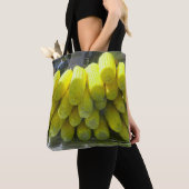 Sac fourre-tout au maïs sur le berceau (De près)