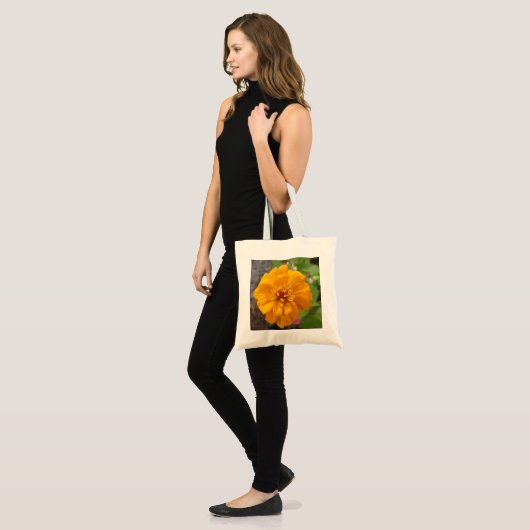 Sac fourre-tout avec Zinnia (Devant (modèle))