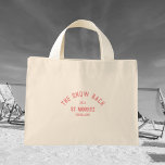 Sac fourre-tout Bachelorette à thème de la plage d<br><div class="desc">Les sacs fourre-tout roses de Snow Bach sont parfaits pour votre soirée de bachelorette sur le thème de la neige ou du ski. Personnalisez avec les détails de votre bachelorette... année, station et destination. Idéal pour une fête de bachelorette à thème neige ou ski ou une bachelorette de destination. Accessoires...</div>