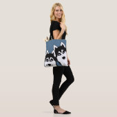 Sac fourre-tout d'Allover Huskies (Sur le modèle)