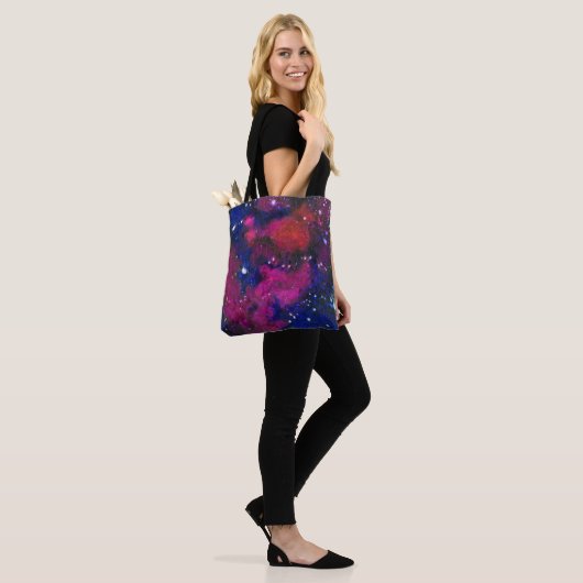 Sac fourre-tout double face en matière foncée (Sur le modèle)