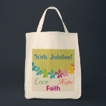 Sac fourre-tout du 50e jubilé des soeurs d'or<br><div class="desc">Les Soeurs Catholiques Golden 50ème jublie sac fourre-tout,  fleurs printanières lumineuses en plusieurs couleurs,  "Foi,  Espoir,  Amour".</div>