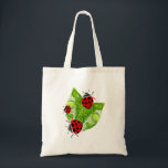 sac fourre-tout lady Bug<br><div class="desc">Lady Bug Sac fourre-tout, Un cadeau pour toutes les occasions, Ceci est aussi disponible comme autocollant, Post It Note</div>