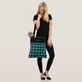 Sac fourre-tout Monogramme Chic Swirls (Sur le modèle)