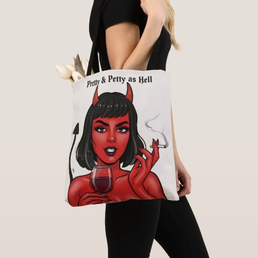Sac fourre-tout Pretty & Petty as Hell Devil Girl (De près)