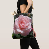 Sac fourre-tout rose (De près)