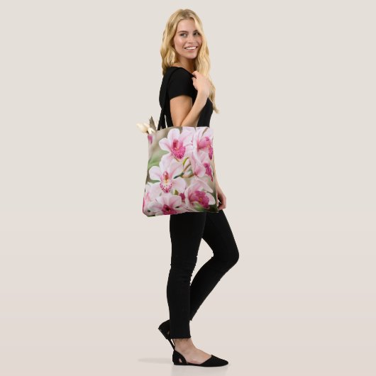 Sac fourre-tout rose à orchidée réutilisable (Sur le modèle)