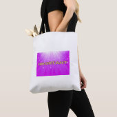Sac important pour femmes à vendre. (De près)