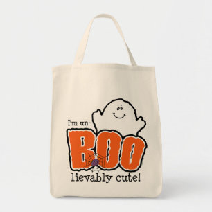 Sac mignon de des bonbons ou un sort