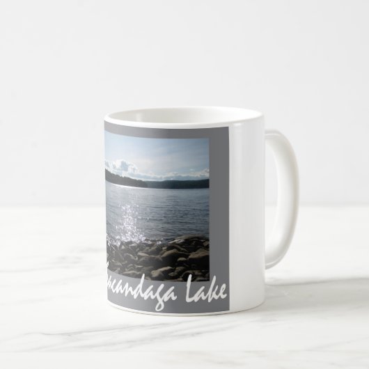 Sacandaga bascule la tasse (Devant droit)