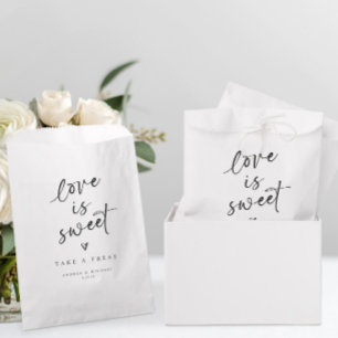 Sachets En Papier Amour Moderne Fun est un Cœur de Mariage à l'Écrit