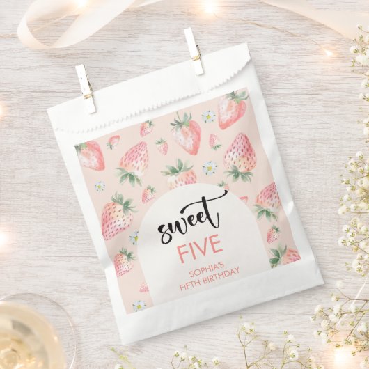 Sachets En Papier Anniversaire de enfant de fraise sucrée (Coupé)