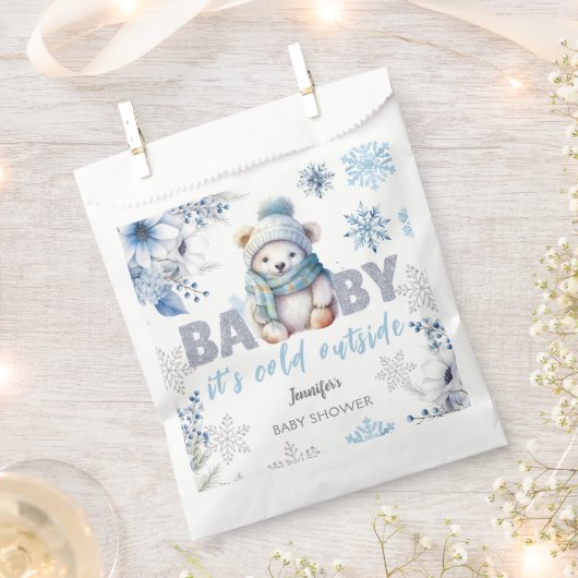 Sachets En Papier Bébé c'est froid dehors mignon Baby shower d'hiver (Coupé)