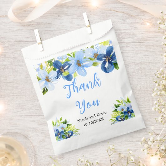 Sachets En Papier Blue and Navy Flowers with Foliage  (Coupé)