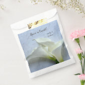 Sachets En Papier Calla lilies on decorative background (Scellé)