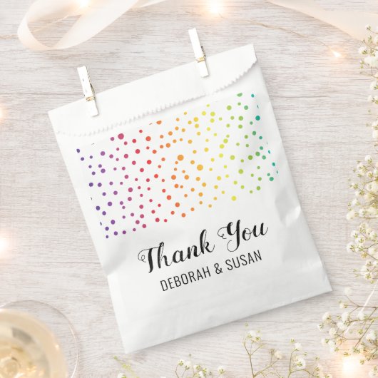 Sachets En Papier Confettis arc-en-ciel, arbres Merci mariage lesbie (Coupé)