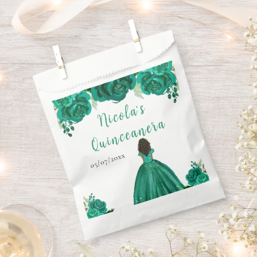 Sachets En Papier Dark Skin Princess Green Floral Quinceanera (Coupé)