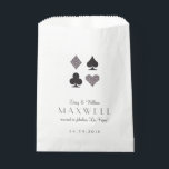 Sachets En Papier Destiny Las Vegas Mariage Silver Parties scintilla<br><div class="desc">Ce sac de faveur entièrement personnalisé est le petit détail parfait pour un bar à desserts ou un buffet de bonbons à votre réception de mariage de Las Vegas. Tout ce qu'il vous faut,  c'est l'amour et un témoin ou deux ! � 2birdstone 2014</div>