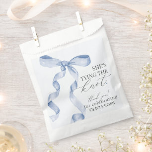 Sachets En Papier Fête de douches de mariage de Blue Bow Tying the K