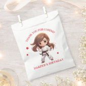 Sachets En Papier Fille Karate Martial Arts fête d'anniversaire (Coupé)