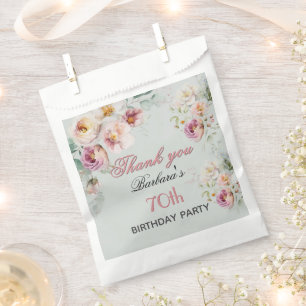Sachets En Papier *Fleurs Élégantes pour un 70e Anniversaire*