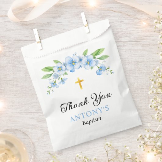 Sachets En Papier Floraux bleus et croix d'or baptême garçon Merci (Coupé)