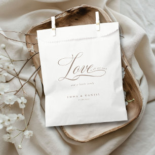 Sachets En Papier L'amour est tout ce dont vous avez besoin ! Mariag