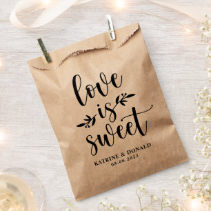 Sachets En Papier L'Amour Rustique Est Une Fête des mariées Douce