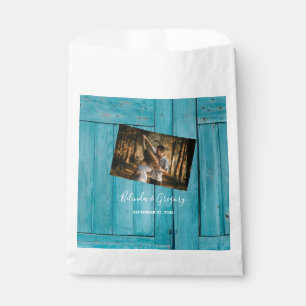 Sachets En Papier Mariage photo en bois bleu rustique
