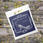 Sachets En Papier Marine Peacock Flourish Wedding Favor Bag<br><div class="desc">Faites passer des faveurs de mariage pour vos invités avec un ensemble de Navy Peacock Flourish Wedding Favor Bag. Le design du sac présente un élégant paon orné de fleurs. Personnalisez avec les noms du marié et de la mariée avec la date du mariage. Papier à lettres mariage supplémentaire disponible...</div>