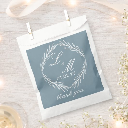 Sachets En Papier Monogram Script Branch Bleu Poussiéreux Mariage (Coupé)