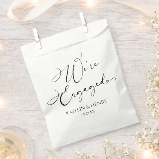 Sachets En Papier Nous sommes engagés Elegant Minimalist Engagement  (Coupé)