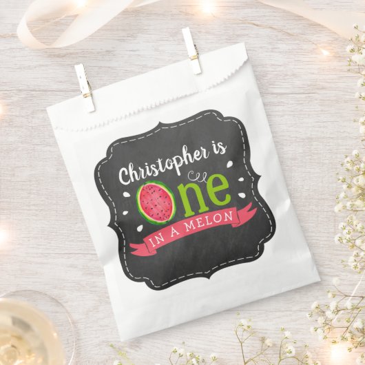 Sachets En Papier One In A Melon Chalkboard 1er anniversaire (Coupé)