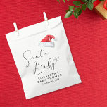 Sachets En Papier Père Noël Baby Christmas Baby shower<br><div class="desc">Sacs de faveur pour votre baby shower de Noël avec "Père Noël Baby" dans un élégant script avec un coeur swash et une aquarelle illustration d'un casquette du Père Noël rouge. Personnalisez avec le nom de la mère et la date de la douche dans une simple typographie moderne.</div>