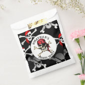 SACHETS EN PAPIER PIRATE ET OBJETS CROISÉS (Scellé)