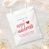 Sachets En Papier Red Typography Please Note Our New Address (Coupé)