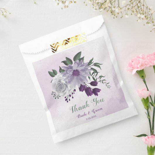 Sachets En Papier Romantique violet fleurs blanches mariage (Scellé)